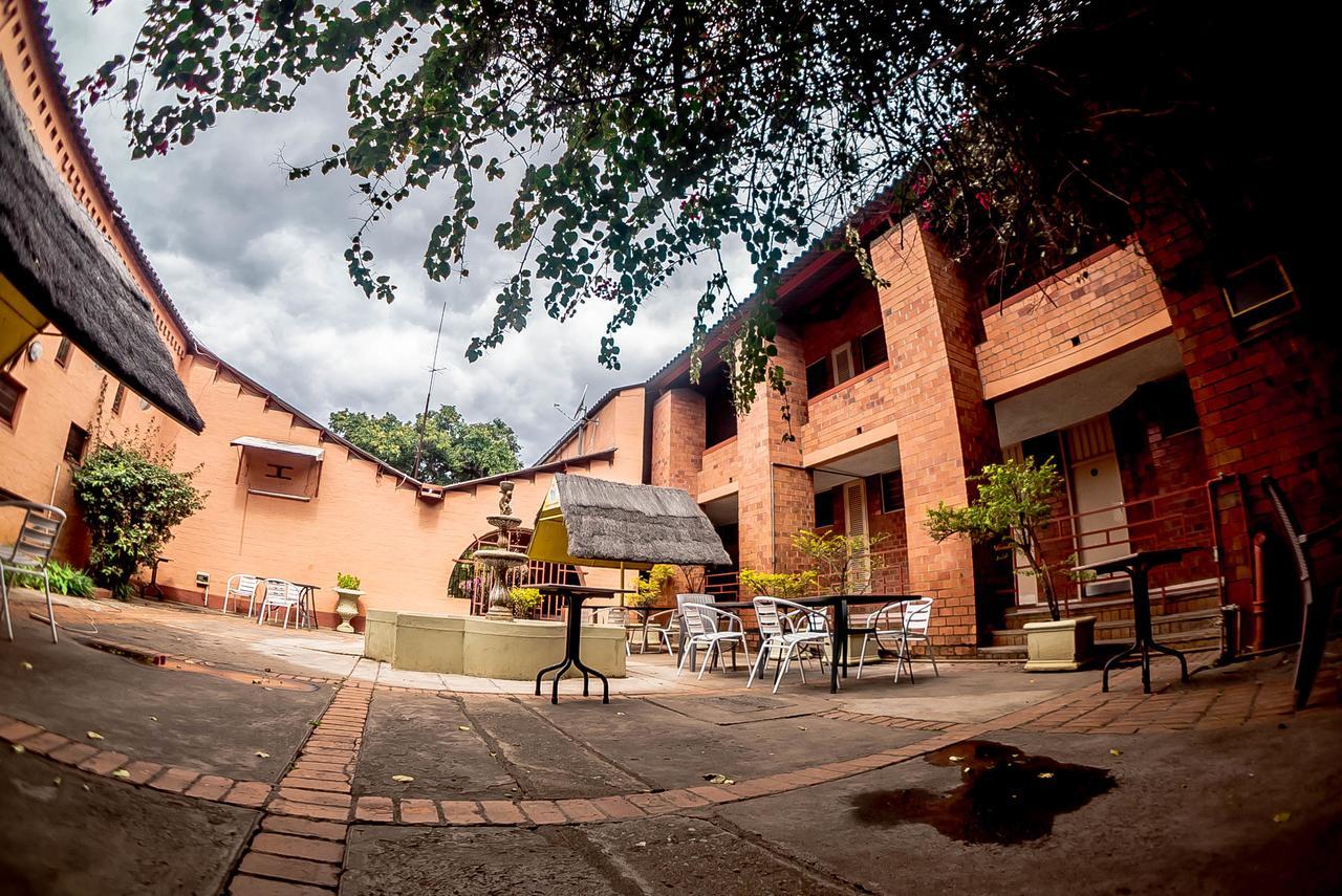 Ndeke Hotel Lusaka Exterior photo