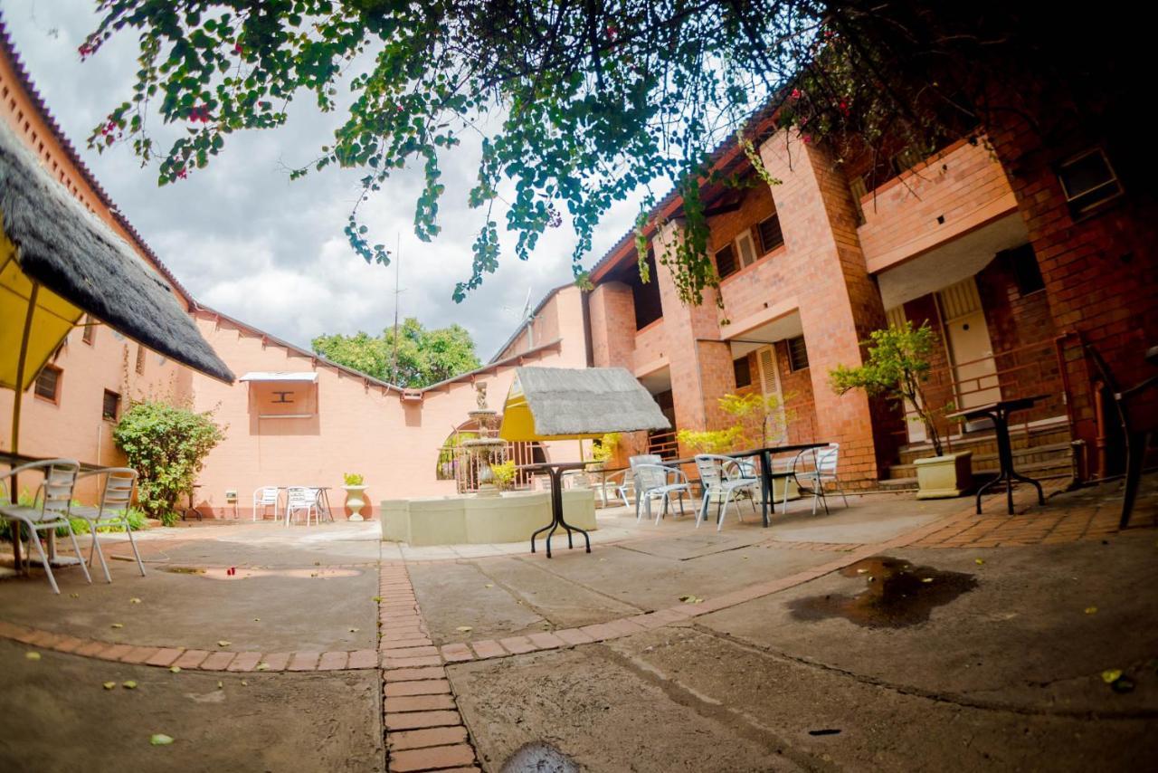 Ndeke Hotel Lusaka Exterior photo