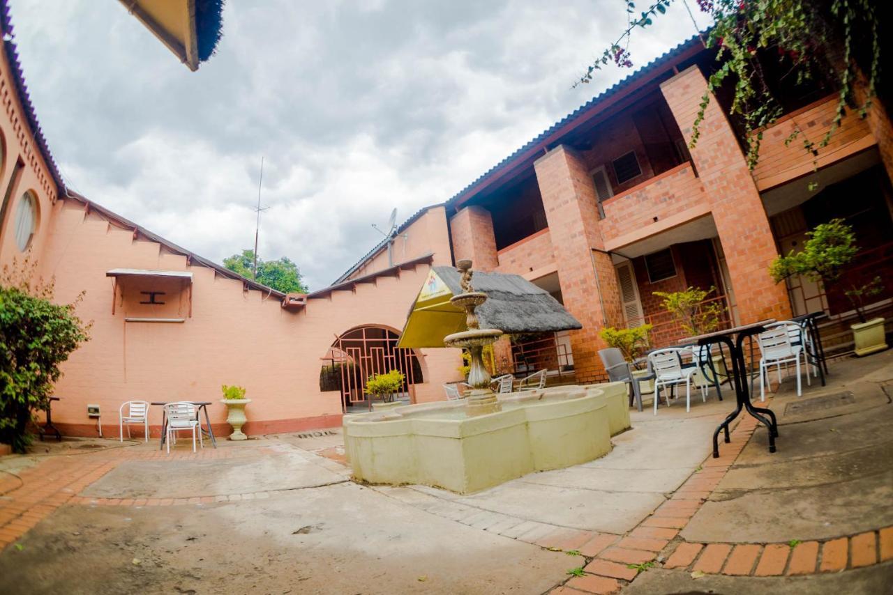 Ndeke Hotel Lusaka Exterior photo